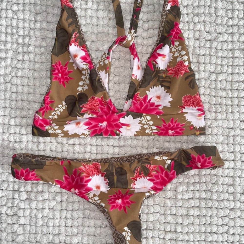 Acacia lei day set